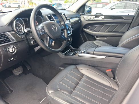 Used 2016 Mercedes-Benz GL 450 4MATIC image 9