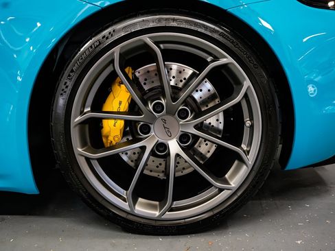 Used 2021 Porsche 718 Cayman GT4 RWD image 41
