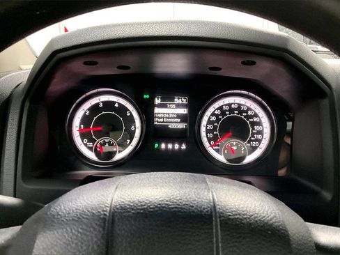 Used 2017 RAM 1500 Classic SLT image 13