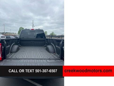 Used 2026 Ford F450 Platinum w/ FX4 Off-Road Package image 16