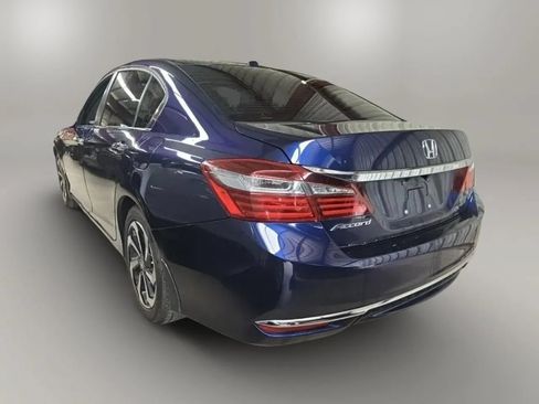 Used 2016 Honda Accord EX image 2
