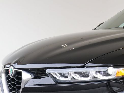 Used 2024 Alfa Romeo Tonale Ti AWD/4WD image 13