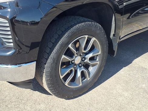 Used 2024 Chevrolet Silverado 1500 LT image 27