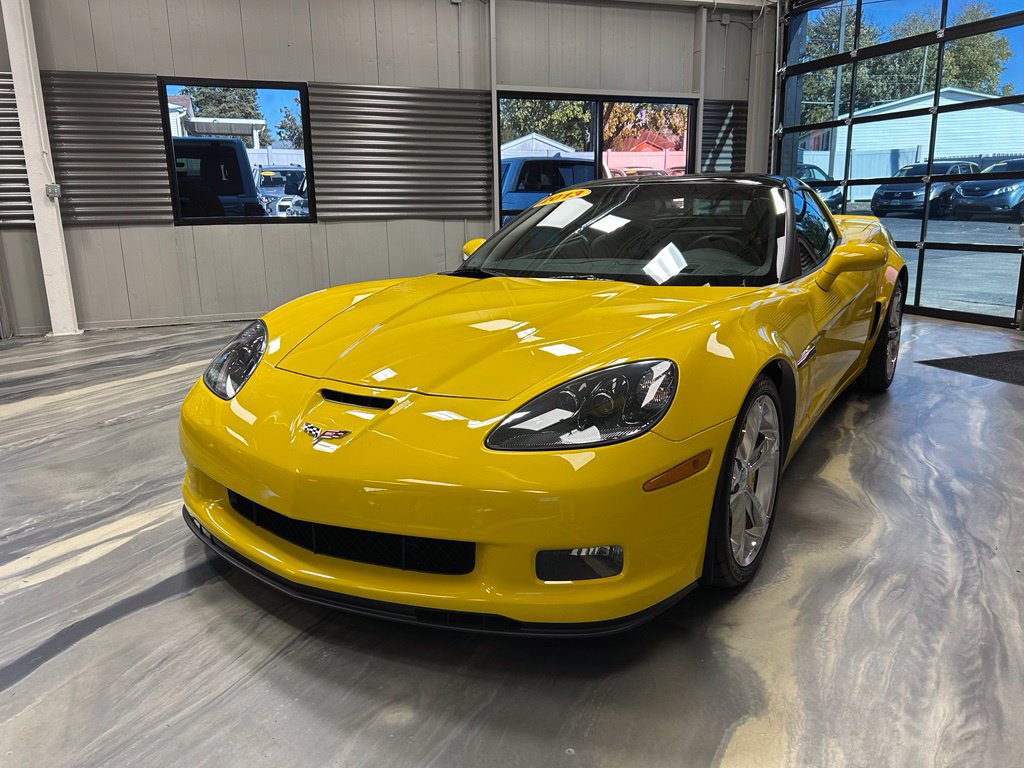 Used 2013 Chevrolet Corvette Grand Sport w/ 4LT Preferred Equipment Group RWD image 31