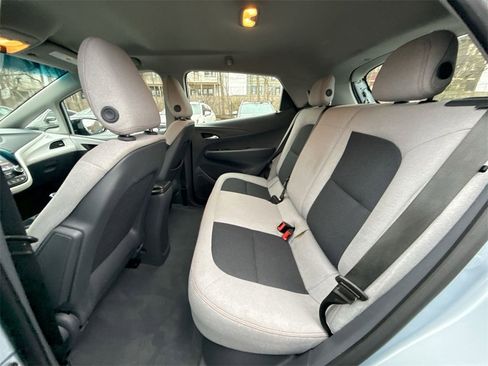 Used 2017 Chevrolet Bolt LT image 23