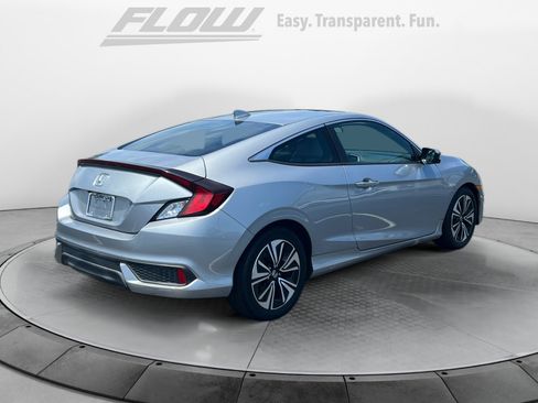 Used 2016 Honda Civic EX-T image 9