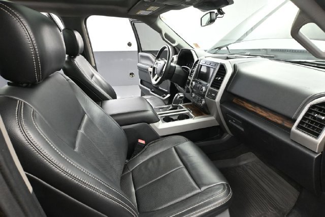 Used 2020 Ford F150 Lariat w/ Equipment Group 502A Luxury AWD/4WD image 44