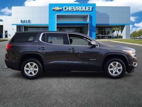 Used 2019 GMC Acadia SLE w/ LPO, Floor Liner Package AWD/4WD image 2