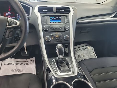 Used 2013 Ford Fusion SE image 22