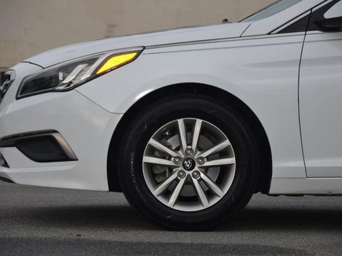 Used 2016 Hyundai Sonata SE w/ Cargo Package image 32