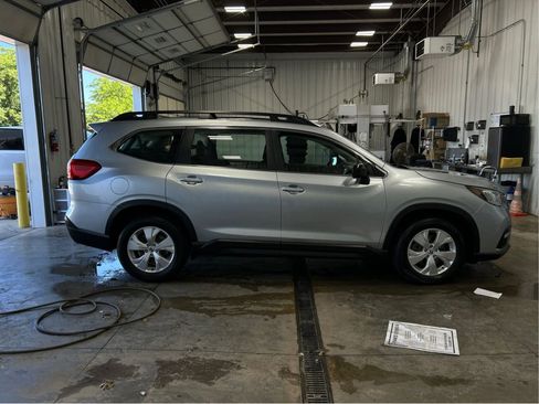 Used 2021 Subaru Ascent 8-Passenger AWD/4WD image 6