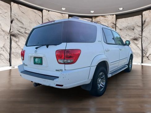 Used 2007 Toyota Sequoia SR5 RWD image 6