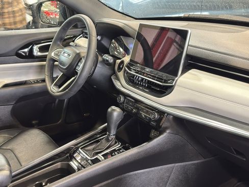 Used 2023 Jeep Compass Limited w/ Sun and Sound Group image 26