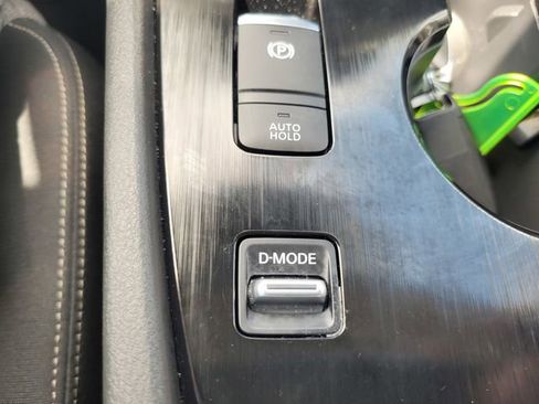 Certified 2023 Nissan Rogue SV FWD image 26