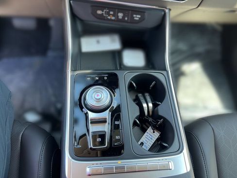 New 2026 Kia Carnival EX FWD image 20