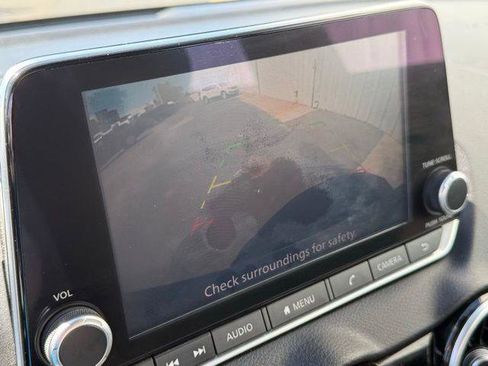 Used 2021 Nissan Sentra SV image 13