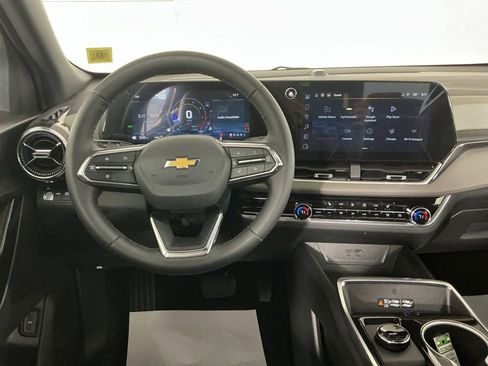 New 2026 Chevrolet Equinox LT w/ Convenience Package II AWD/4WD image 20