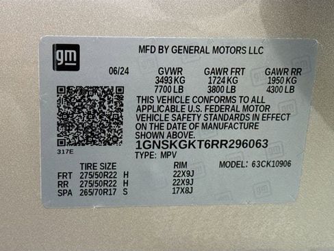 Used 2024 Chevrolet Suburban High Country image 38