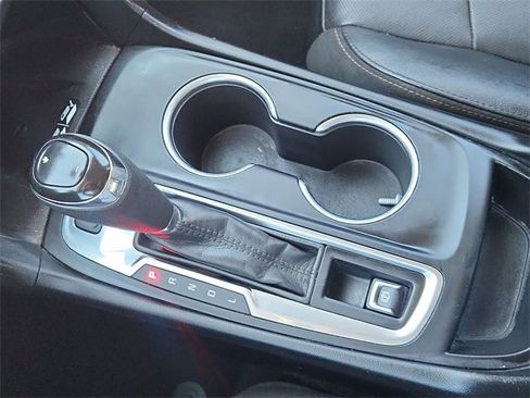 Certified 2020 Chevrolet Equinox Premier image 16