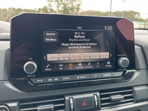 Certified 2024 Nissan Pathfinder S image 9