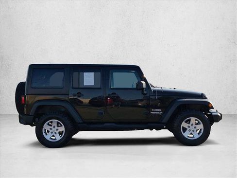 Used 2013 Jeep Wrangler Unlimited Sport AWD/4WD image 4