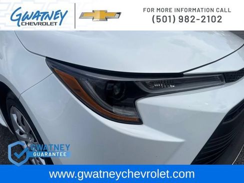 Used 2024 Toyota Corolla LE FWD image 13