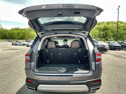 Used 2024 Honda Pilot Elite image 23