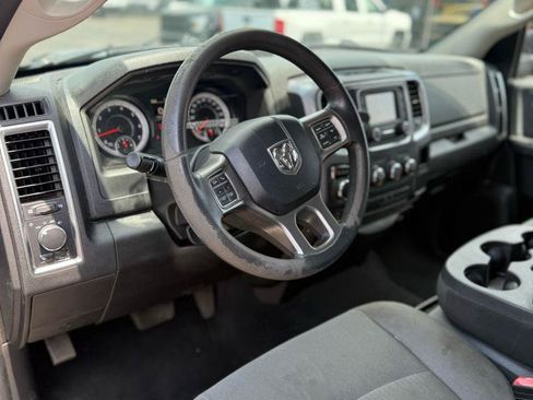 Used 2021 RAM 1500 Classic SLT AWD/4WD image 8