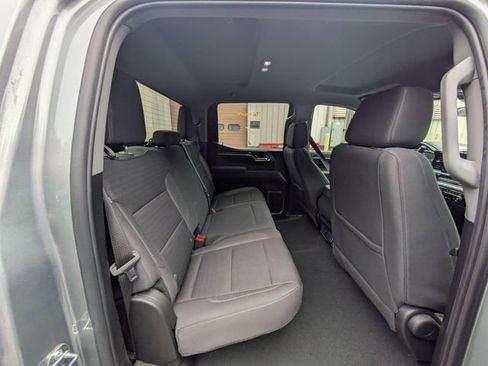 Used 2024 Chevrolet Silverado 1500 LT AWD/4WD image 33