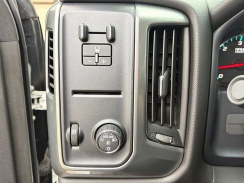 Used 2016 Chevrolet Silverado 1500 LT w/ Texas Edition image 5