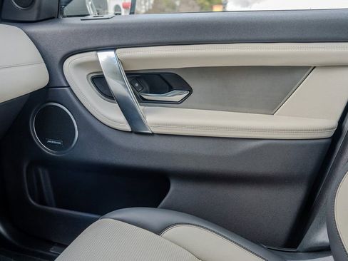 Used 2023 Land Rover Discovery Sport S R-Dynamic image 12