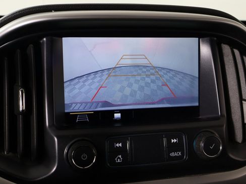 Used 2019 Chevrolet Colorado LT w/ LT Convenience Package image 6