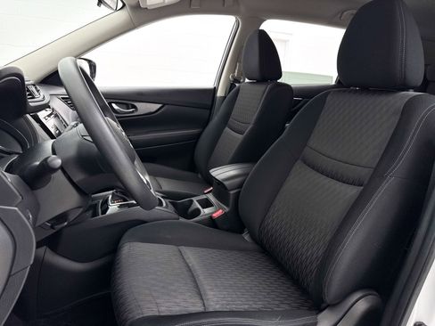 Used 2017 Nissan Rogue S image 17