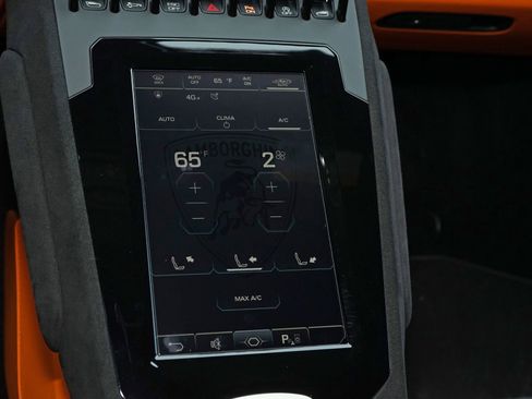 Used 2023 Lamborghini Huracan Tecnica RWD image 17