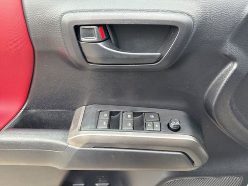 Used 2021 Toyota Tacoma SR5 w/ Technology Package image 12