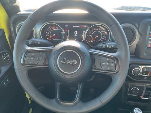 Used 2023 Jeep Wrangler Unlimited Sport image 15
