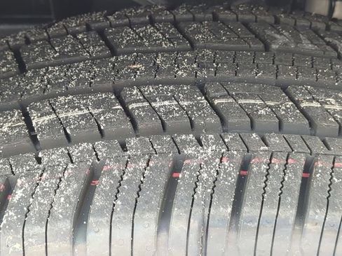 New 2025 Chevrolet Silverado 1500 Custom image 17