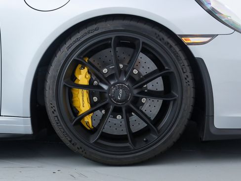 Used 2018 Porsche 911 GT3 image 36