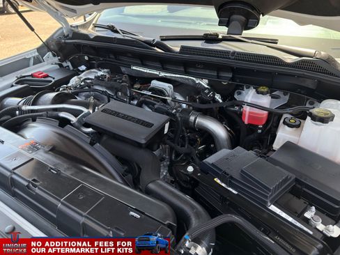 Used 2025 GMC Sierra 3500 AT4 w/ AT4 Premium Plus Package AWD/4WD image 16