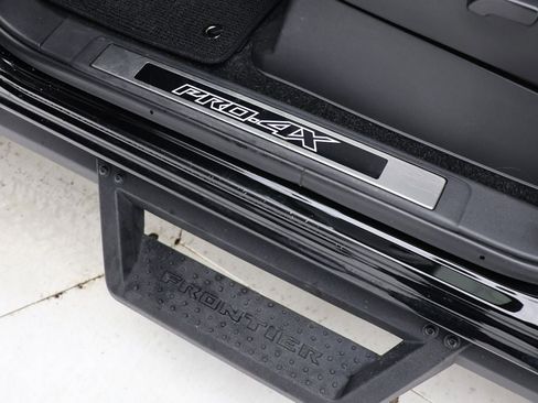 Used 2023 Nissan Frontier PRO-4X w/ Pro-4X Premium Package image 20