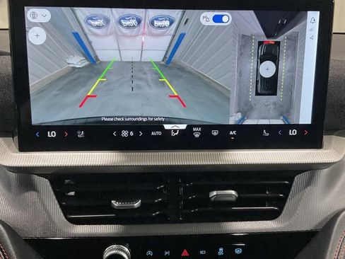 Used 2025 Ford Explorer ST-Line w/ ST-Line Street Pack image 20