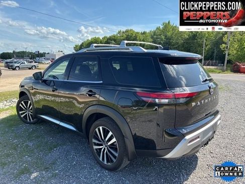 Used 2024 Nissan Pathfinder Platinum w/ Cargo Package FWD image 4