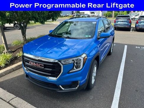 Used 2024 GMC Terrain SLE w/ Driver Convenience Package AWD/4WD image 3