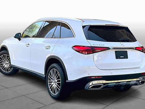 Certified 2025 Mercedes-Benz GLC 300 4MATIC image 12
