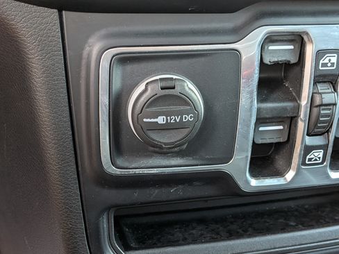 Used 2021 Jeep Gladiator Sport AWD/4WD image 28