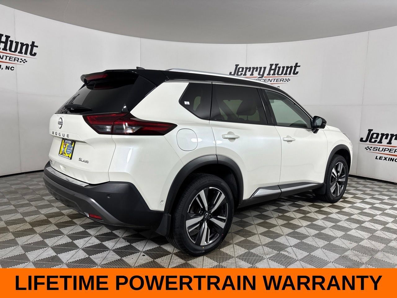 Used 2023 Nissan Rogue SL w/ SL Premium Package AWD/4WD image 6