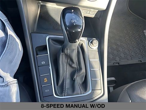 Used 2022 Volkswagen Jetta Sport image 29