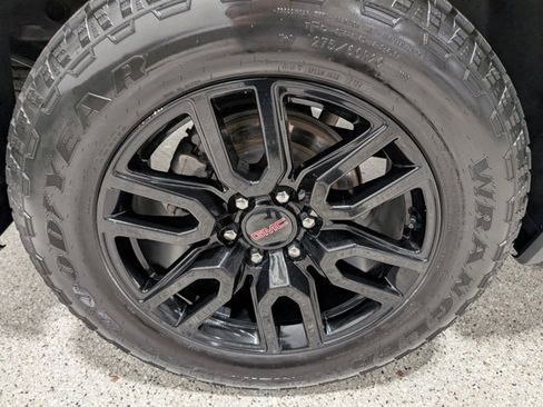 Used 2023 GMC Sierra 1500 Elevation w/ Preferred Package image 12