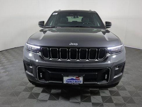 New 2025 Jeep Grand Cherokee Overland w/ Luxury Tech Group IV image 3