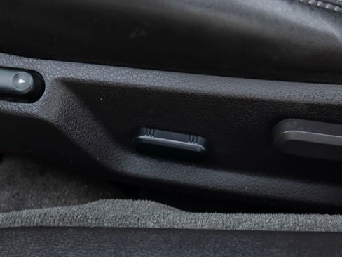 Used 2012 Ford Mustang GT Premium RWD image 32